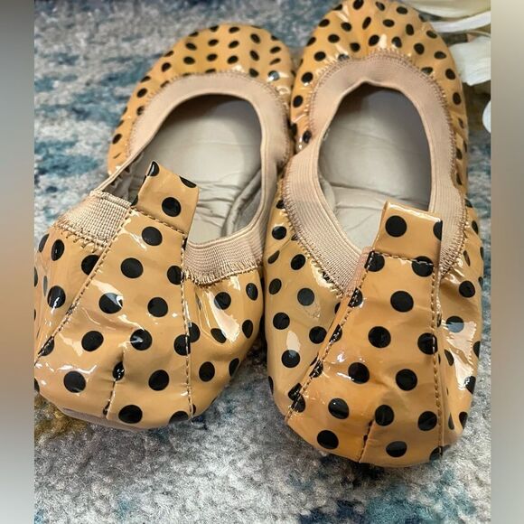 Yosi Samra “Samara” tan black patent leather polka dot flats 7 - Picture 4 of 8